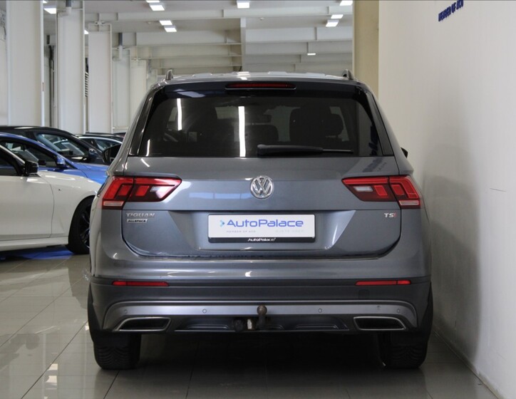 Volkswagen Tiguan Allspace 4