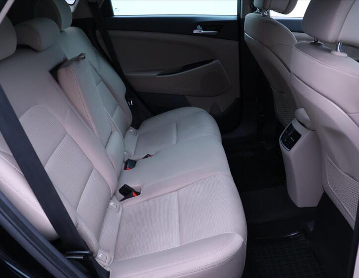 Hyundai Tucson 15