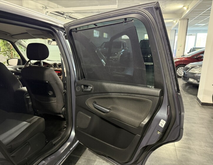 Ford Galaxy 20