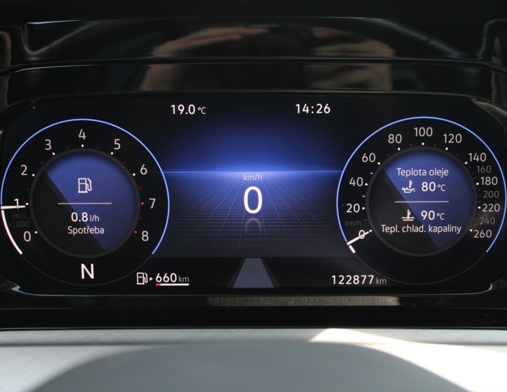 Volkswagen Golf 21