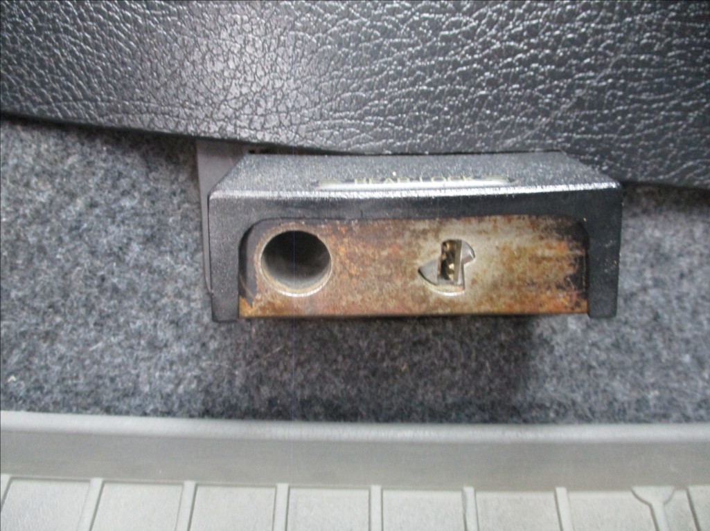 Peugeot 106