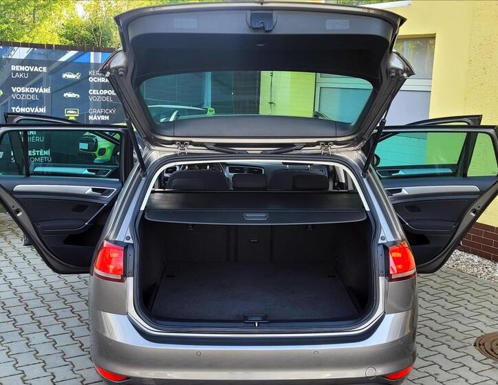 Volkswagen Golf 15