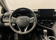 Toyota Camry 5