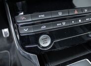 Jaguar XE 14