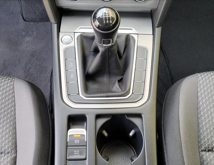 Volkswagen Passat 30