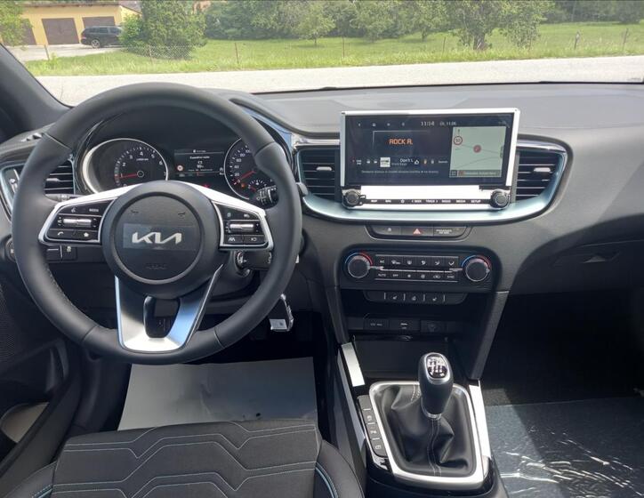 KIA Ceed 5