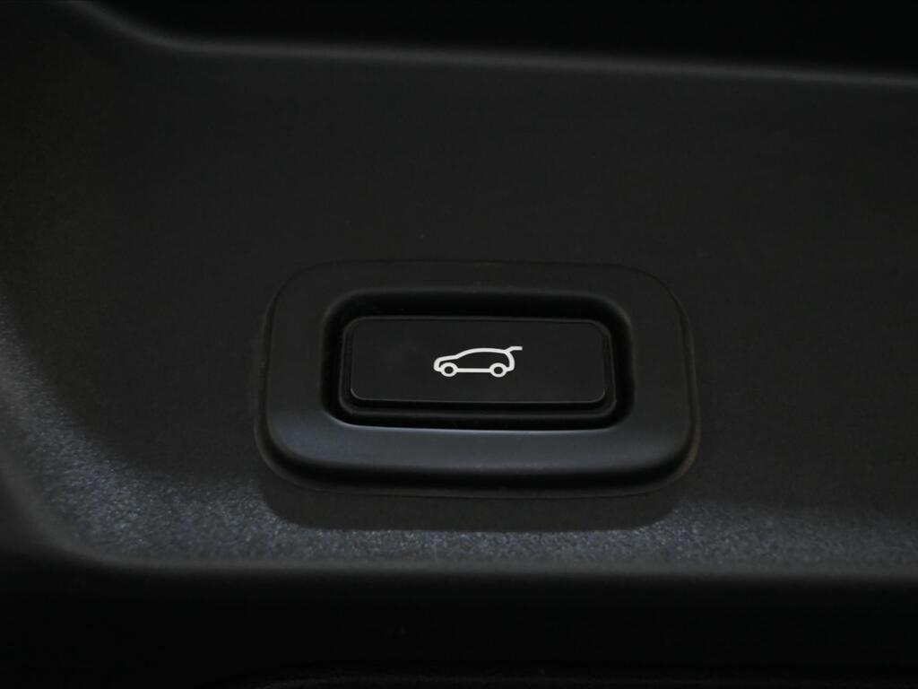 Land Rover Range Rover Evoque 29