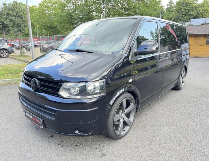 Volkswagen Multivan 1
