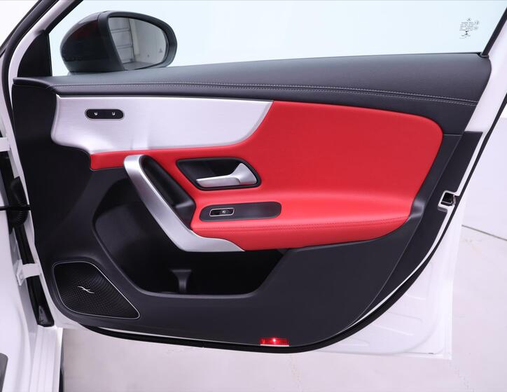 Mercedes-Benz Třídy A 13