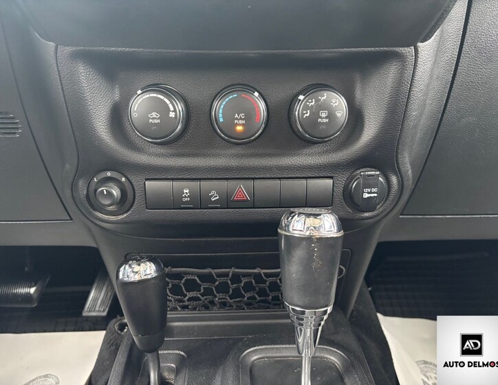 Jeep Wrangler 35