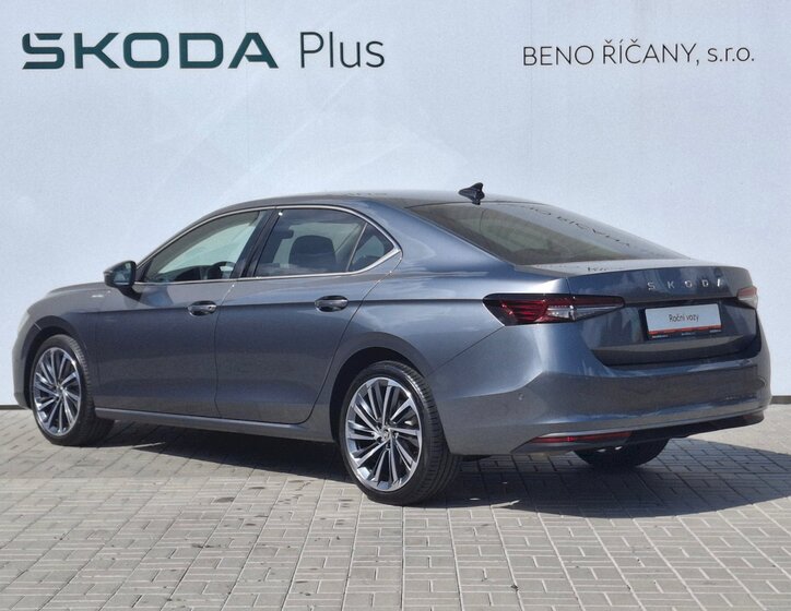 Škoda Superb 15