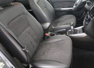 Suzuki Vitara 13