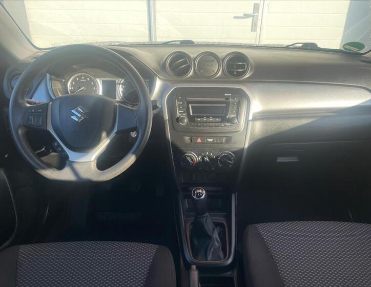 Suzuki Vitara 12