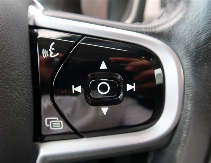 Volvo V60 19