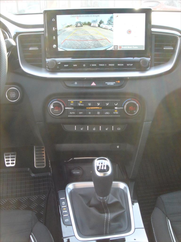 KIA ProCeed