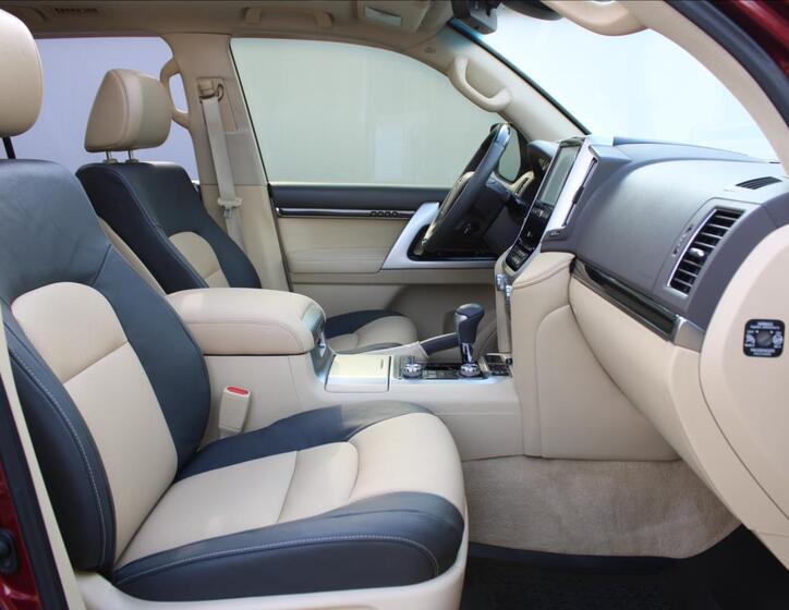 Toyota Land Cruiser 31