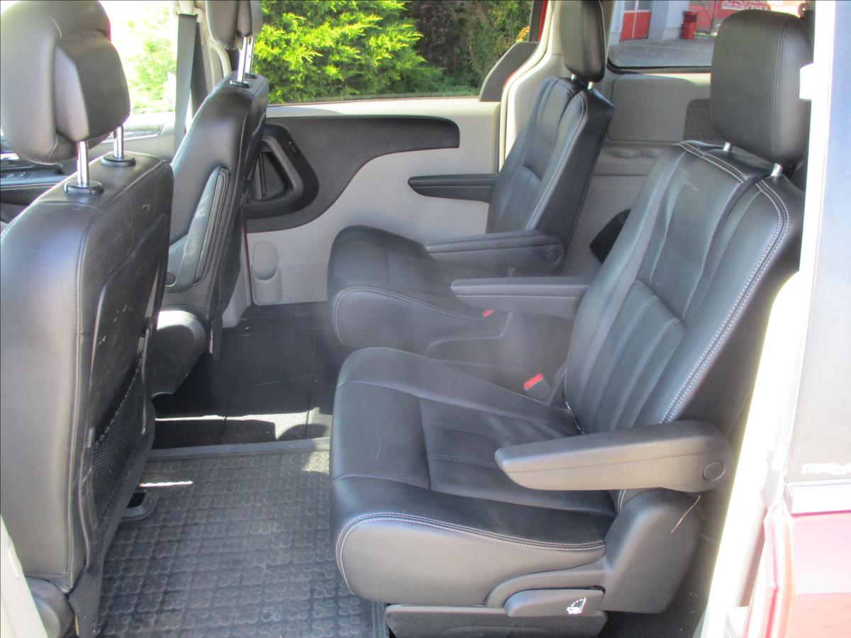 Chrysler Town & Country