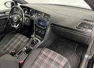 Volkswagen Golf 22