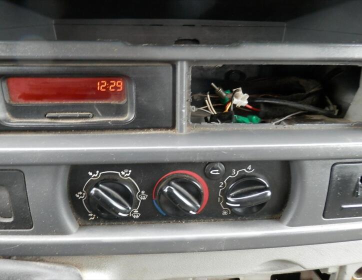 Renault Master 19