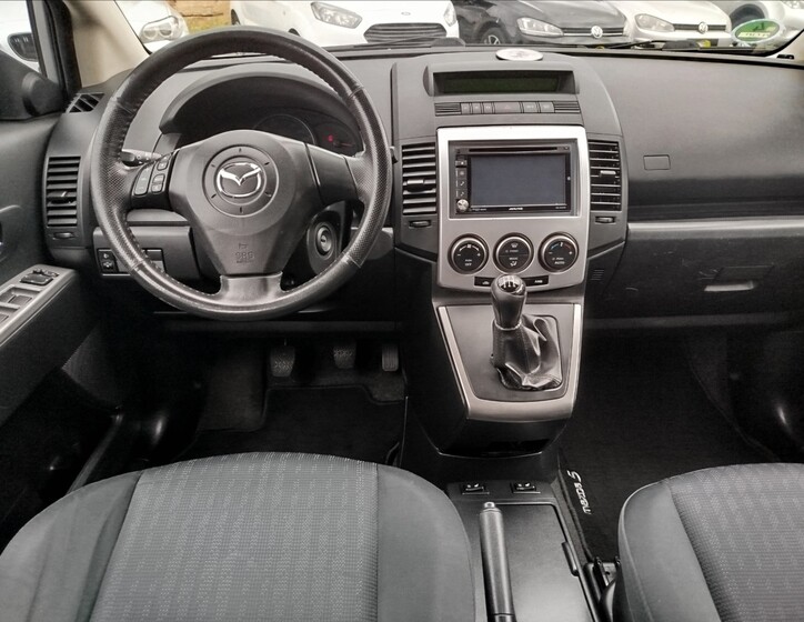 Mazda 5 15
