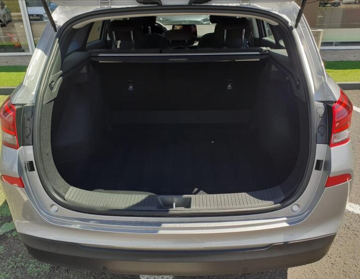 Hyundai i30 12