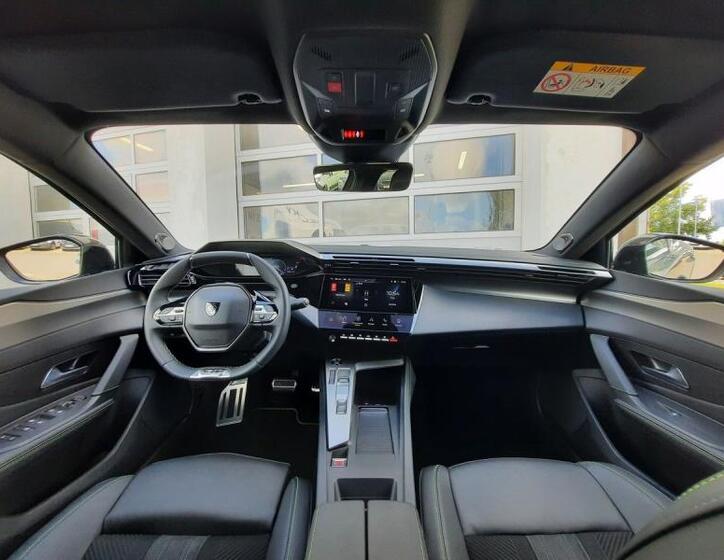 Peugeot 408 2