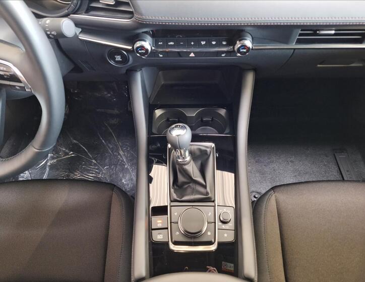 Mazda 3 12