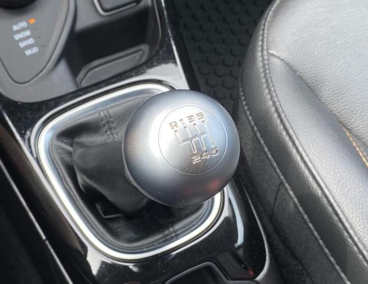 Jeep Compass 26