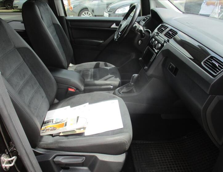 Volkswagen Caddy 16