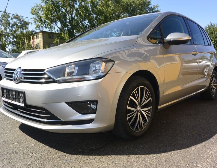 Volkswagen Golf Sportsvan 51