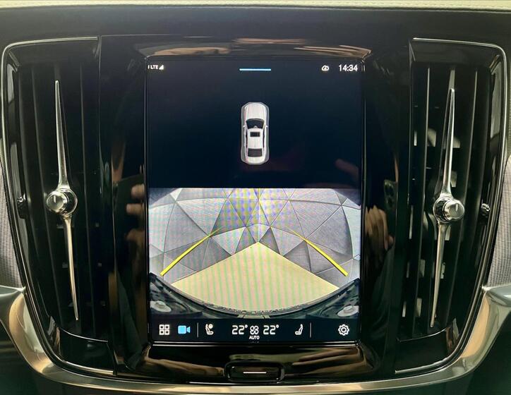 Volvo S90 15