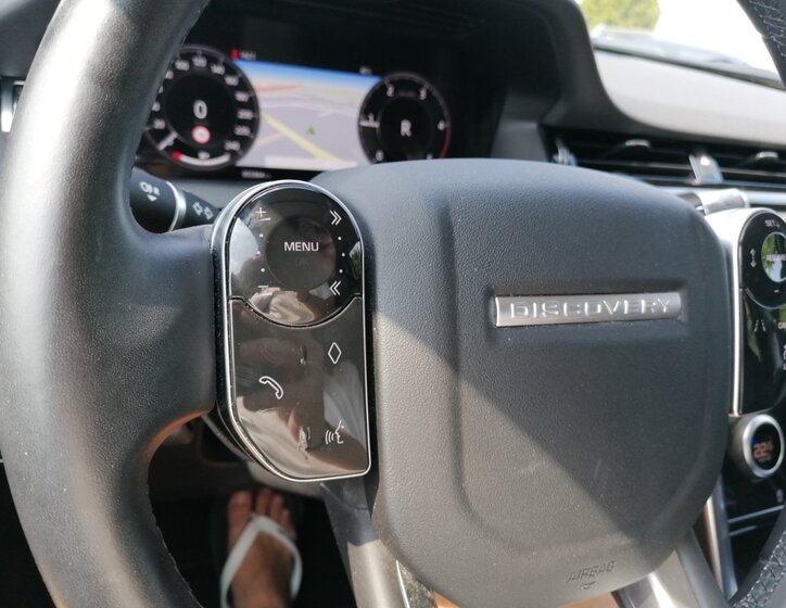 Land Rover Discovery Sport 24