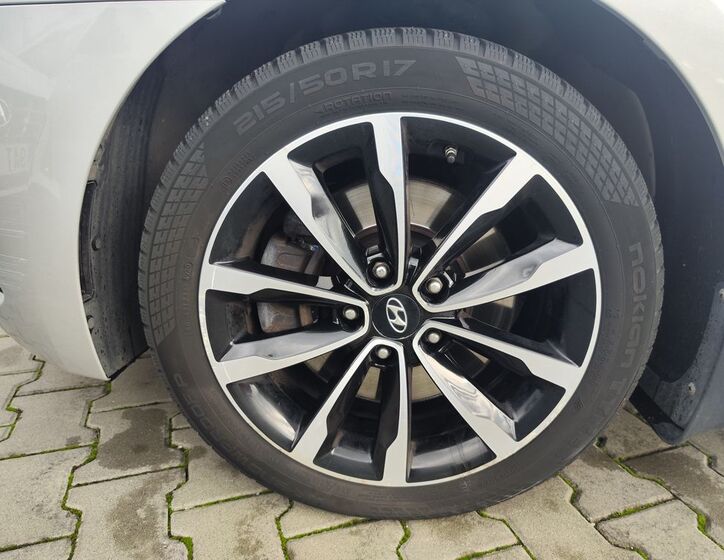 Hyundai i40 35