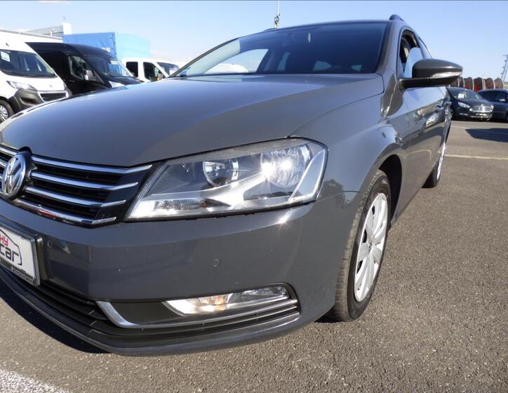 Volkswagen Passat 55