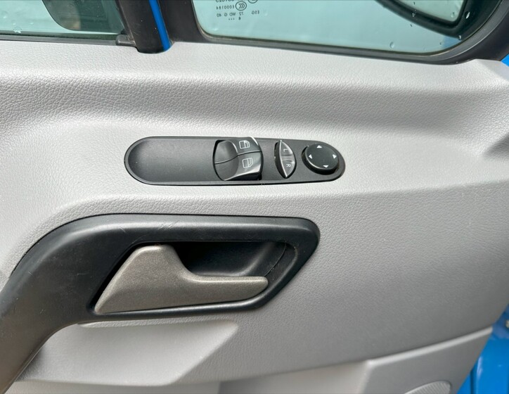 Mercedes-Benz Sprinter 16