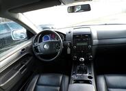 Volkswagen Touareg 7