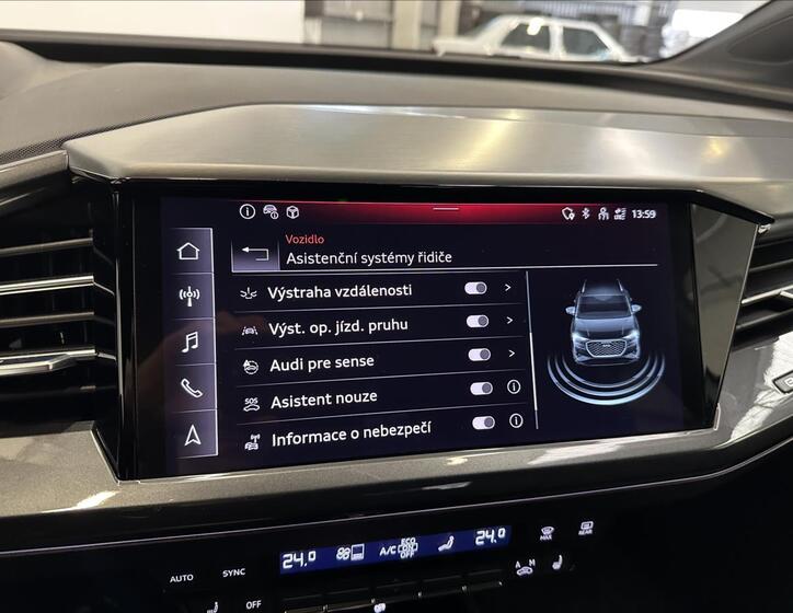 Audi Q4 11