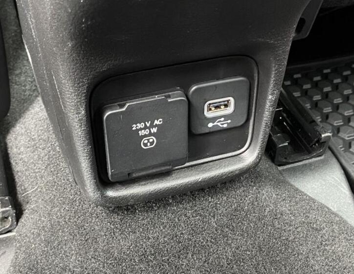 Jeep Compass 12