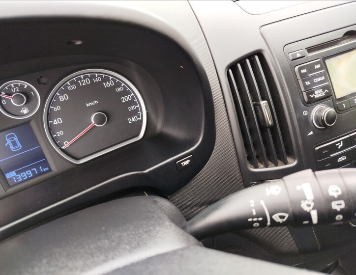Hyundai i30 16