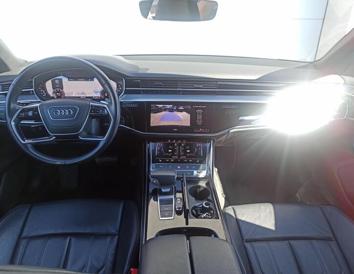 Audi A8 17