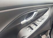 Hyundai i30 27