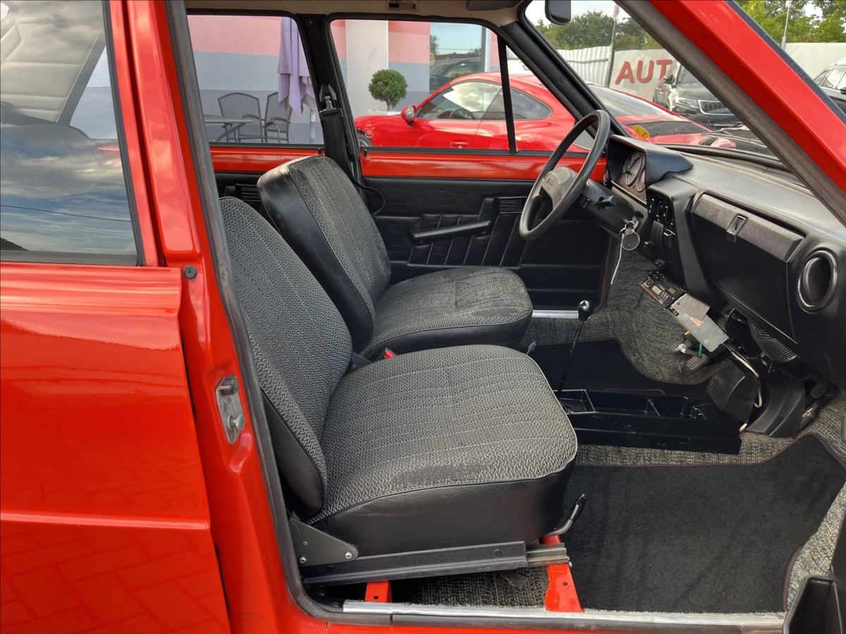 Škoda 105