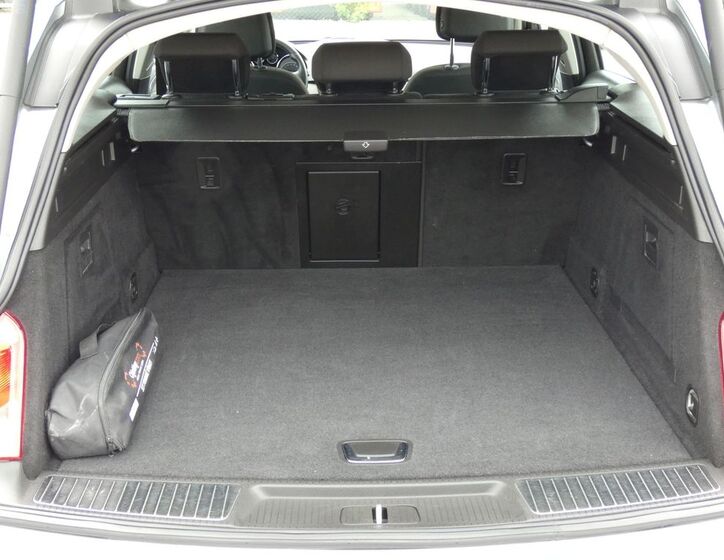 Opel Insignia 39