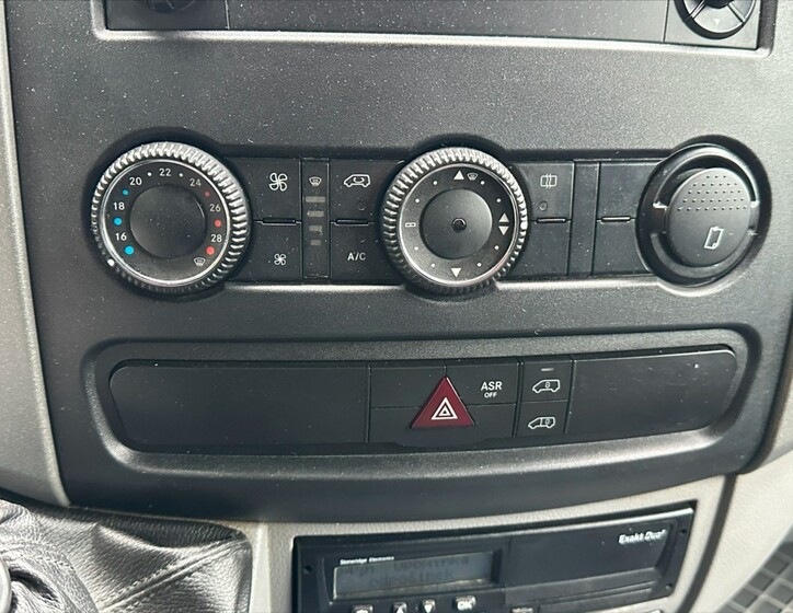 Mercedes-Benz Sprinter 23