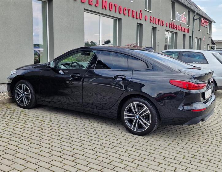 BMW Řada 2 7