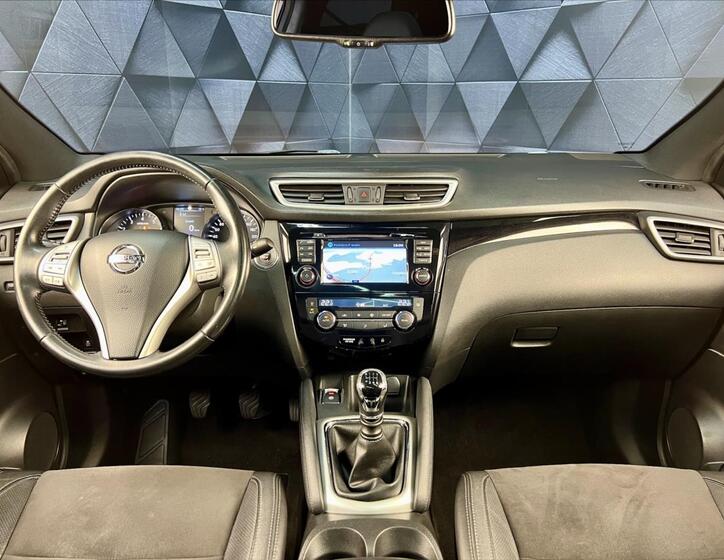 Nissan Qashqai 10