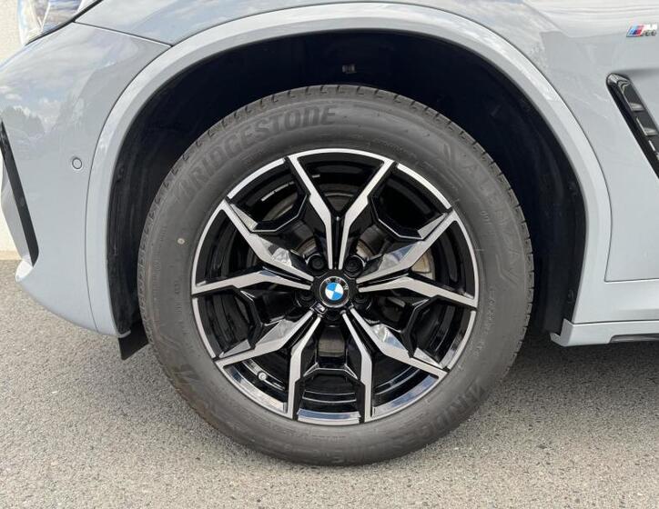 BMW X3 4
