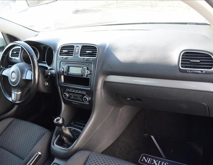 Volkswagen Golf 21