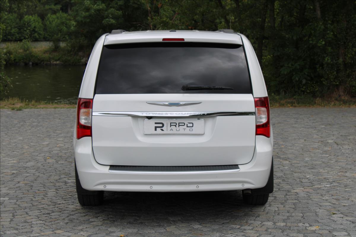 Chrysler Town & Country