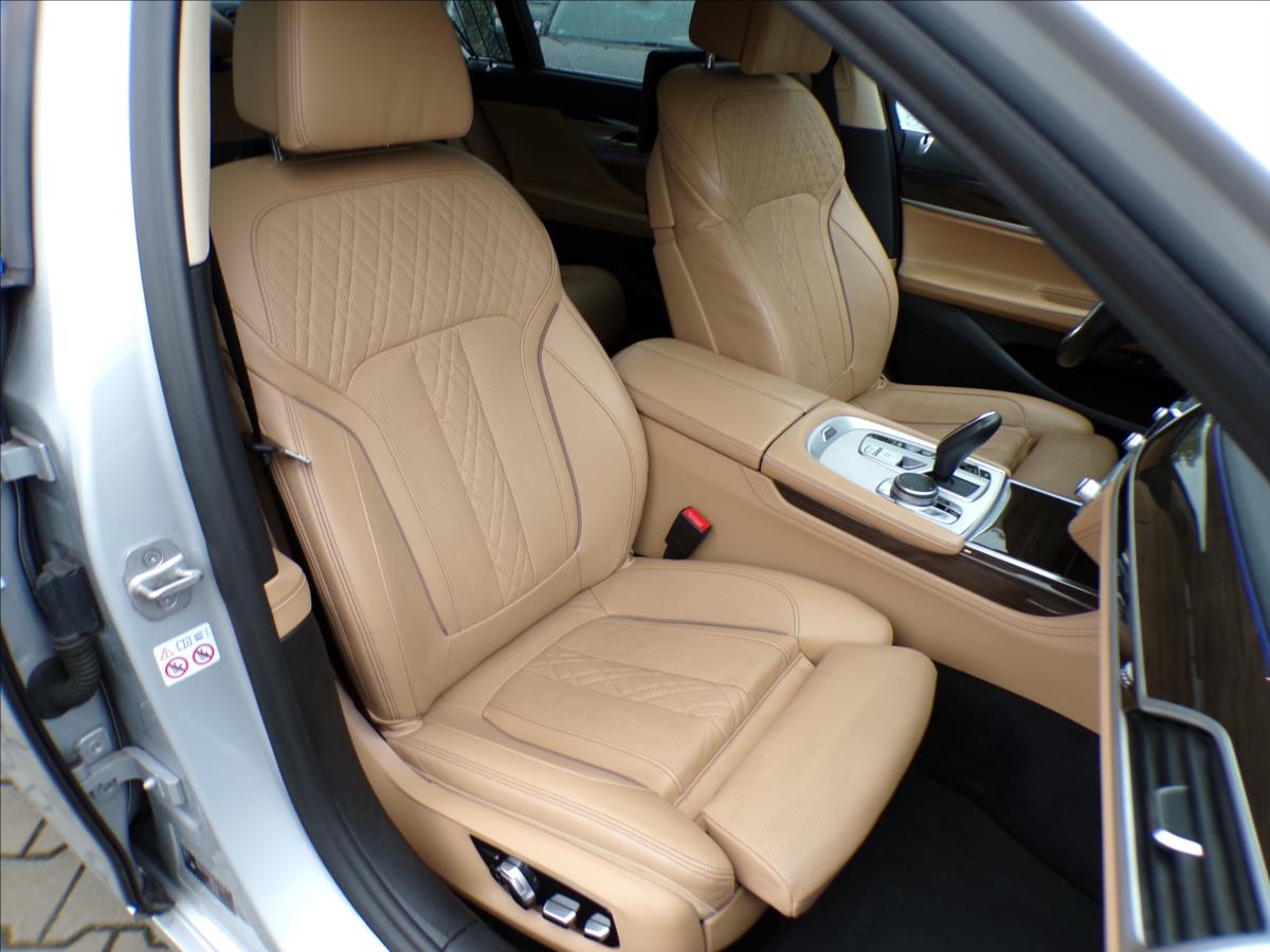 BMW Řada 7